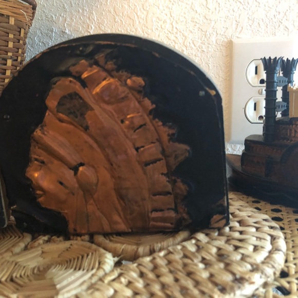 Vintage Handmade Metal/Tin & Wooden Cooper Indian Head Bookend Pair - Picture 5 of 7
